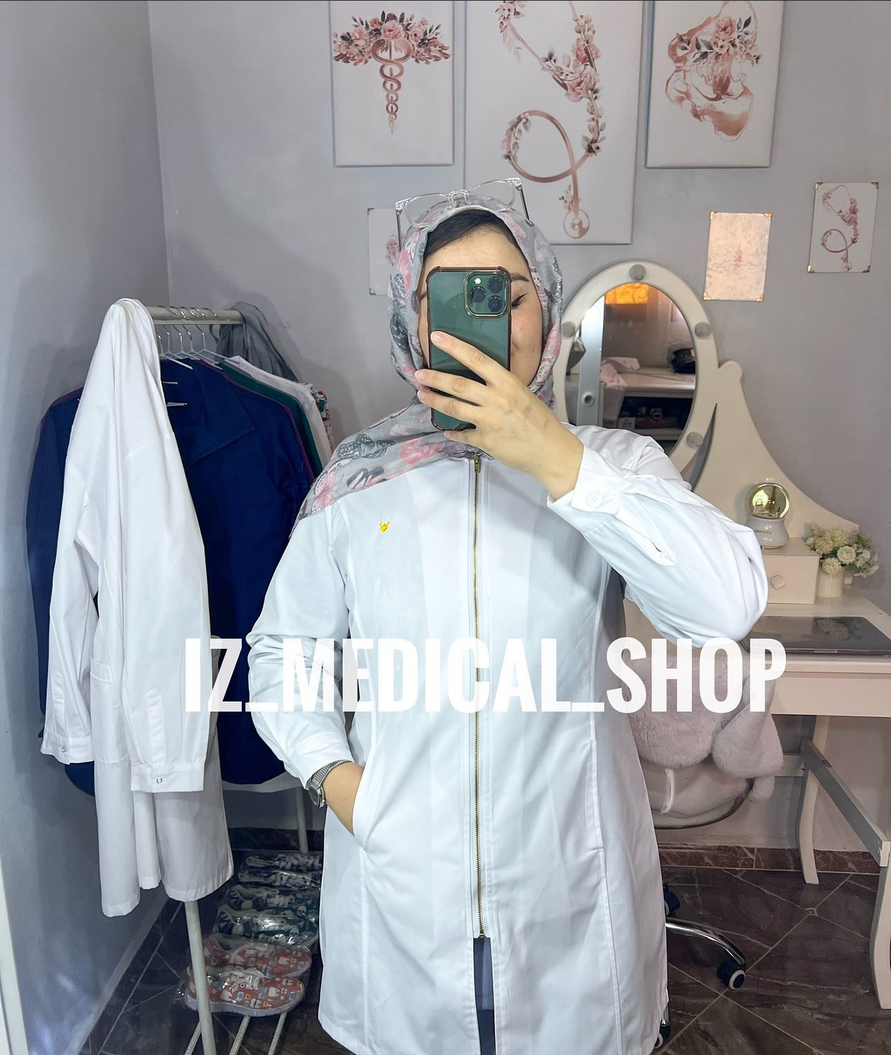 Cropped Faux leather Jacket