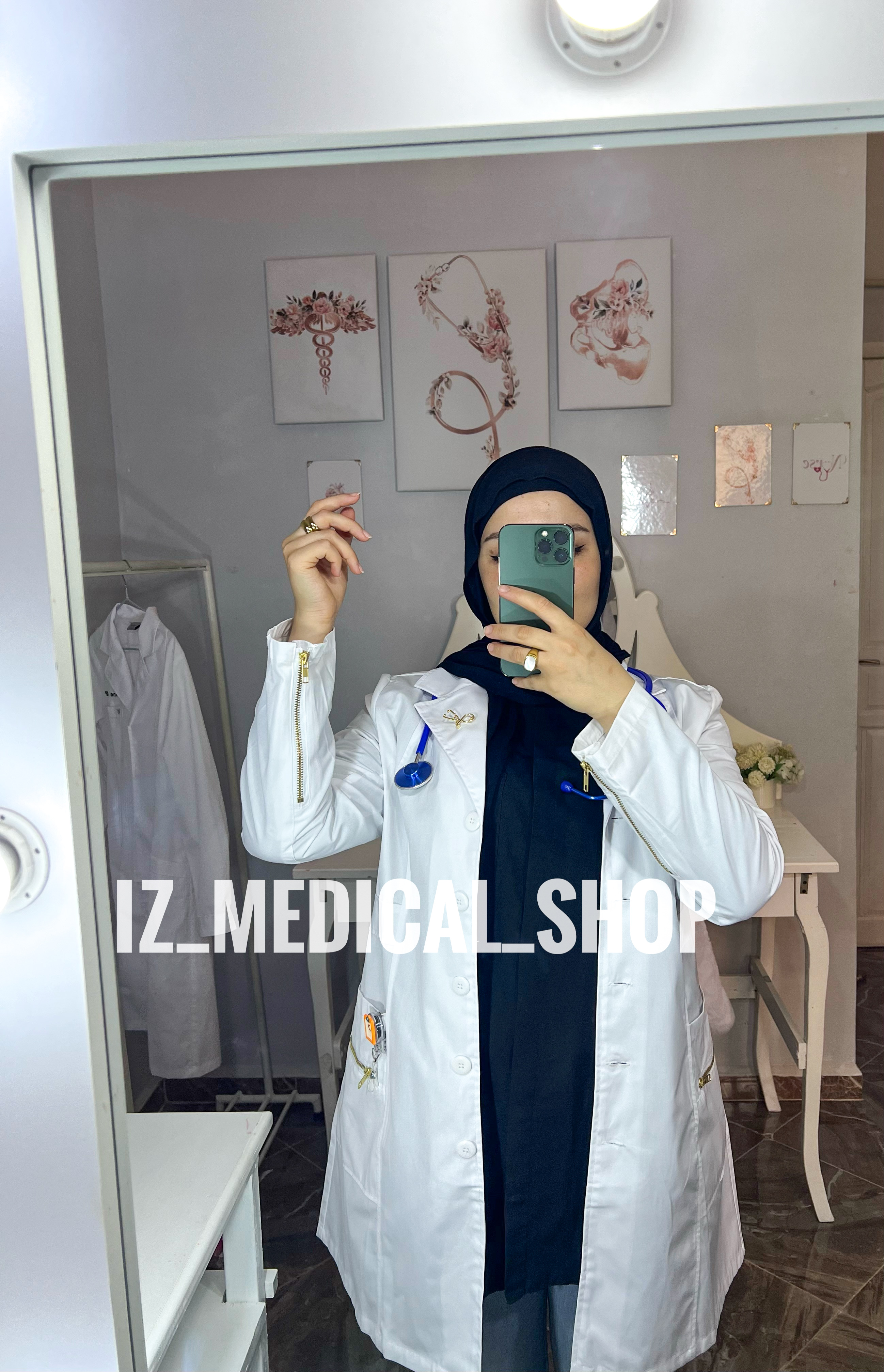 Cropped Faux leather Jacket